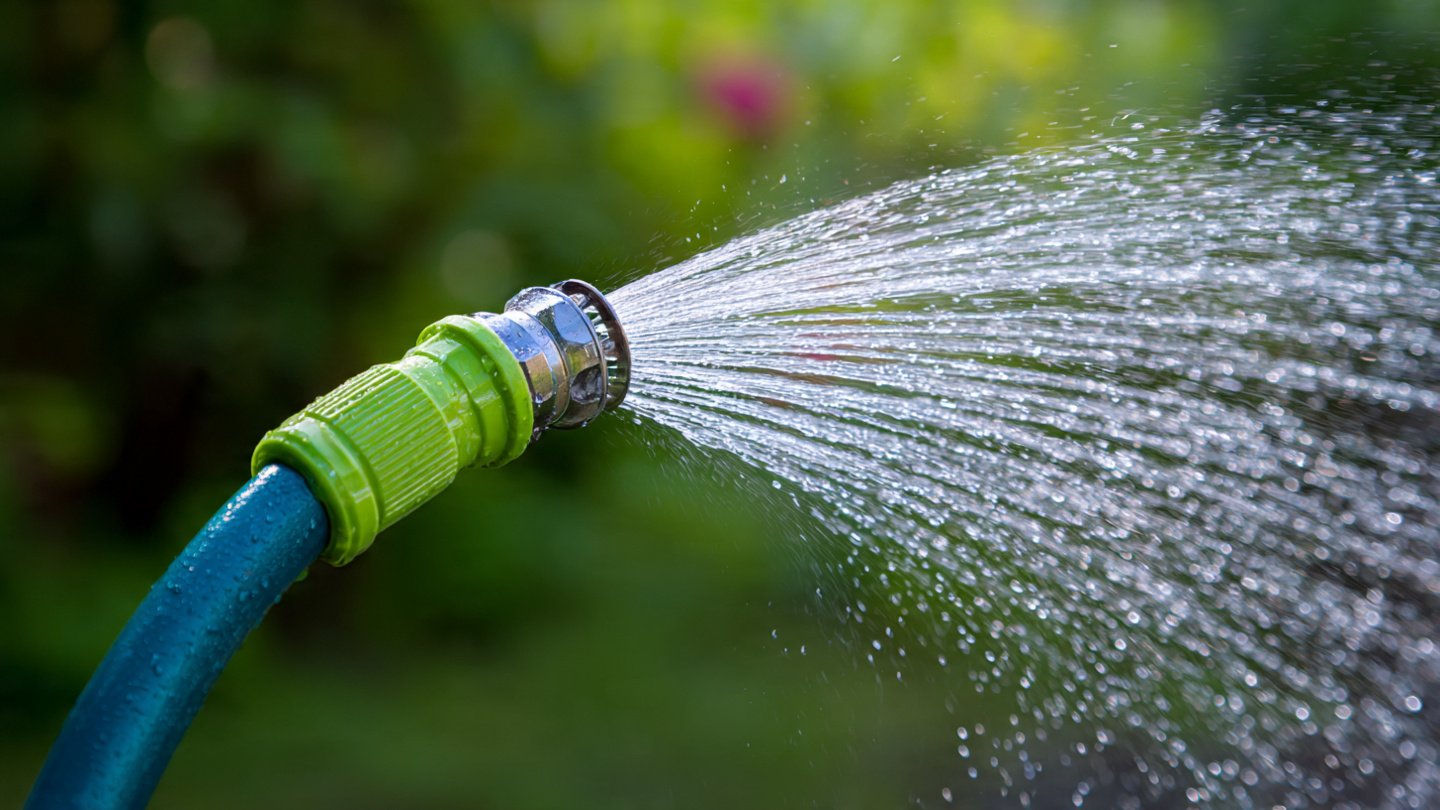 How Can a Garden Hose Transform Your Watering Routine for Maximum Efficiency?